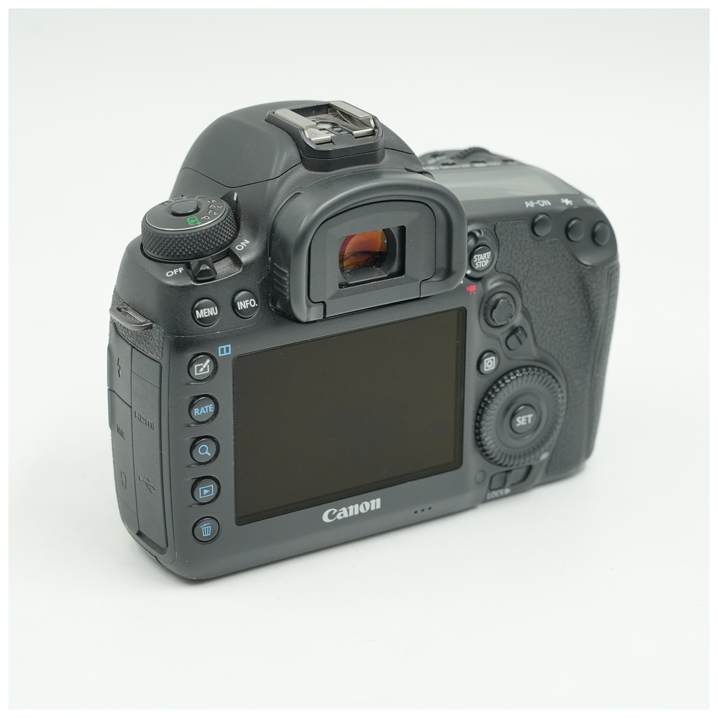 CANON EOS 5D MARK IV M.083054002682 - Ns. Ricevuta Acquisto n. 207 del 22/06/2022