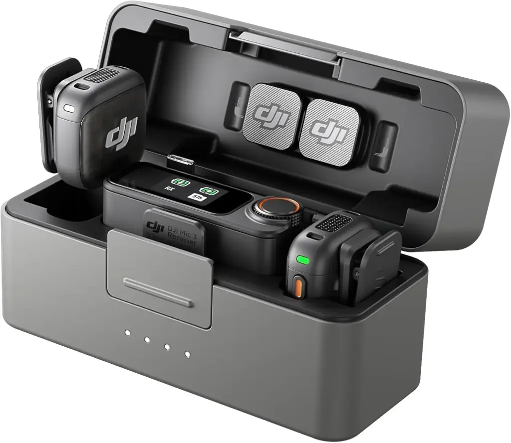 DJI MIC 3 (2TX + 1 RX+ CHARGING CASE) (DEMO)